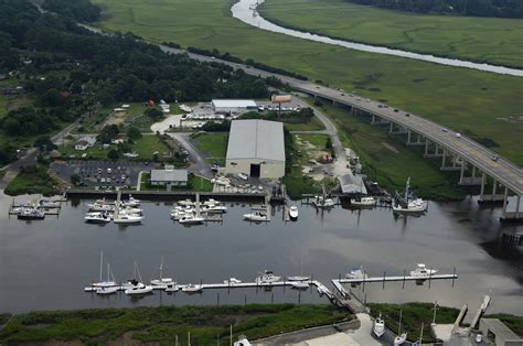 savannah bend marina